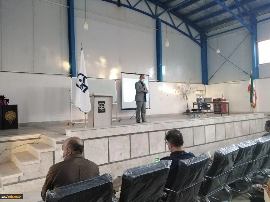 برگزاری جلسه شورای آموزشی اساتید واحد دانشور و کارگاه آموزشی آشنایی با سامانه یادگیری الکترونیک 2