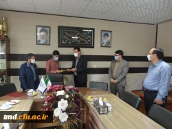 با حضور مسئول بسیج دانشجویی شهرستان نیشابور و مسئول بسیج فرهنگیان برگزار شد : 
جلسه تودیع و معارفه مسئول بسیج دانشجویی واحد دانشور 4