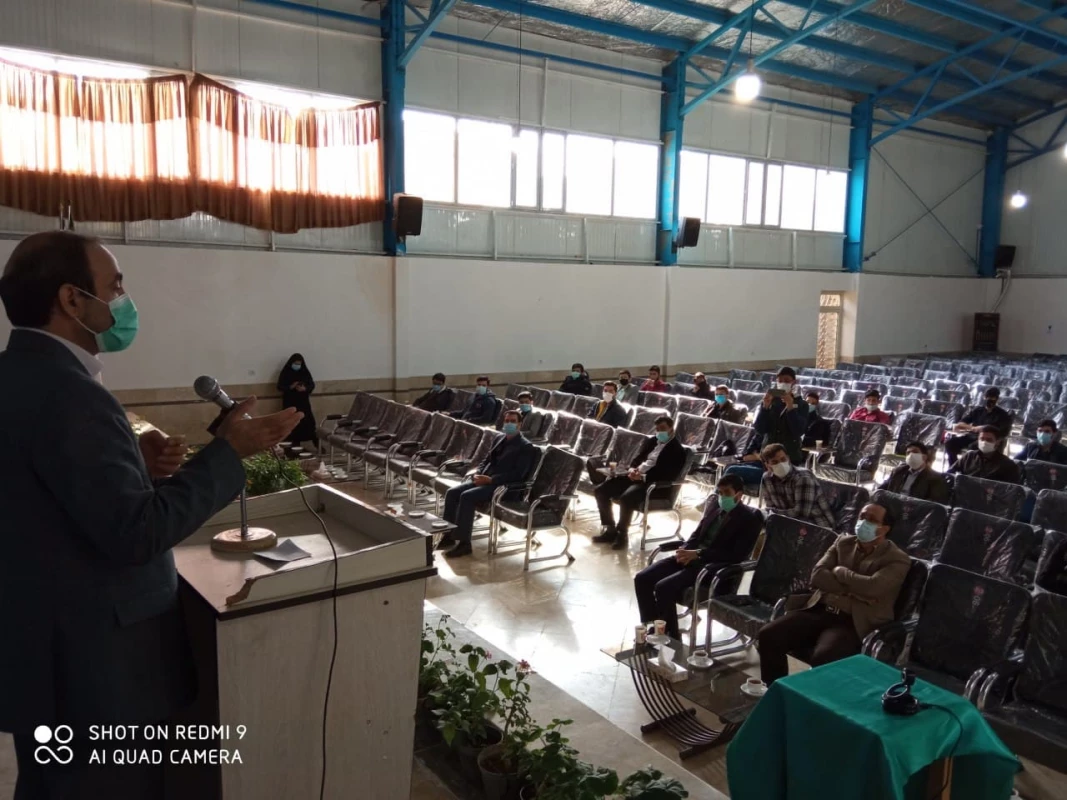 با حضور نمادین دانشجویان ورودی 99 ساکن شهرستان نیشابور برگزار شد : 
آیین مراسم استقبال از دانشجویان جدید الورود و شروع نیمسال تحصیلی ( بهمن ماه ) 4