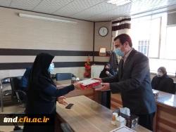 همزمان با میلاد حضرت زهرا( سلام الله علیها) و بزرگداشت مقام مادر برگزار شد : 
تجلیل از کارکنان خواهر واحد  دانشور نیشابور  3