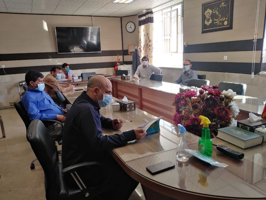 با حضور کارشناسانان واحد دانشور انجام شد : 
جلسه ساماندهی و کیفیت بخشی فضا ، تجهیزات ، فناوری  و نیروی انسانی 4