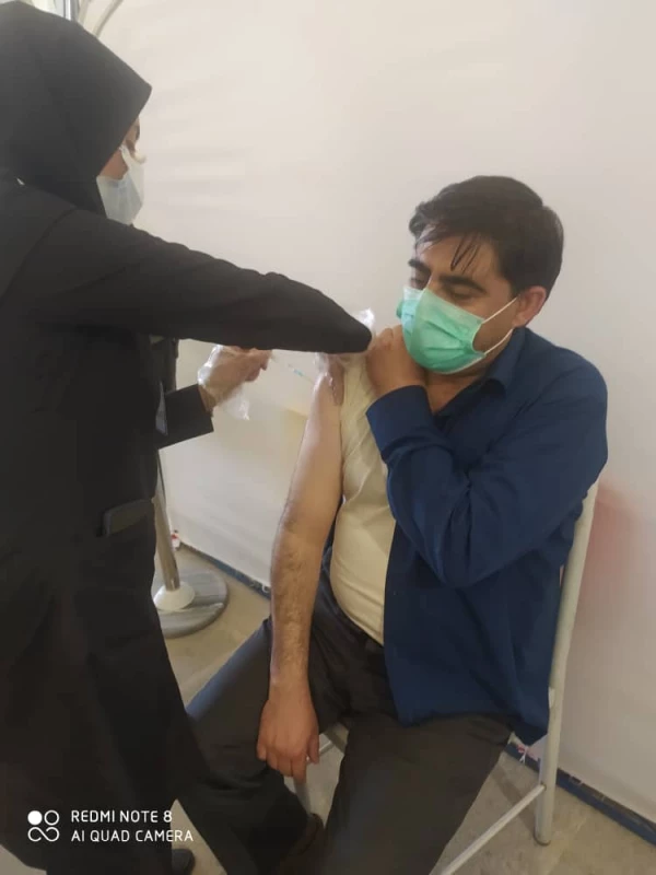 آغاز واکسیناسیون دانشجویان ، اساتید و کارکنان واحد دانشور نیشابور  3