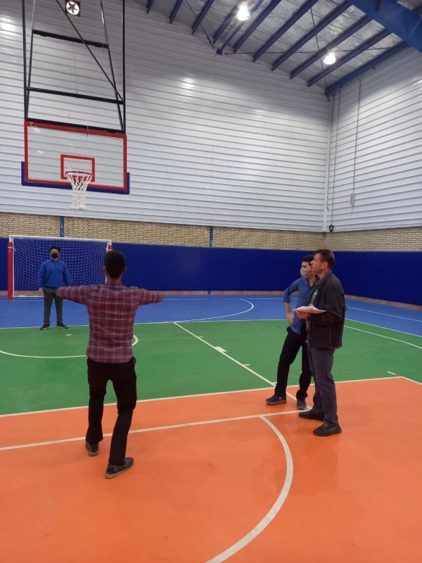 به مناسبت هفته تربیت بدنی انجام شد : 
برگزاری مسابقات ورزشی ویژه دانشجویان 4