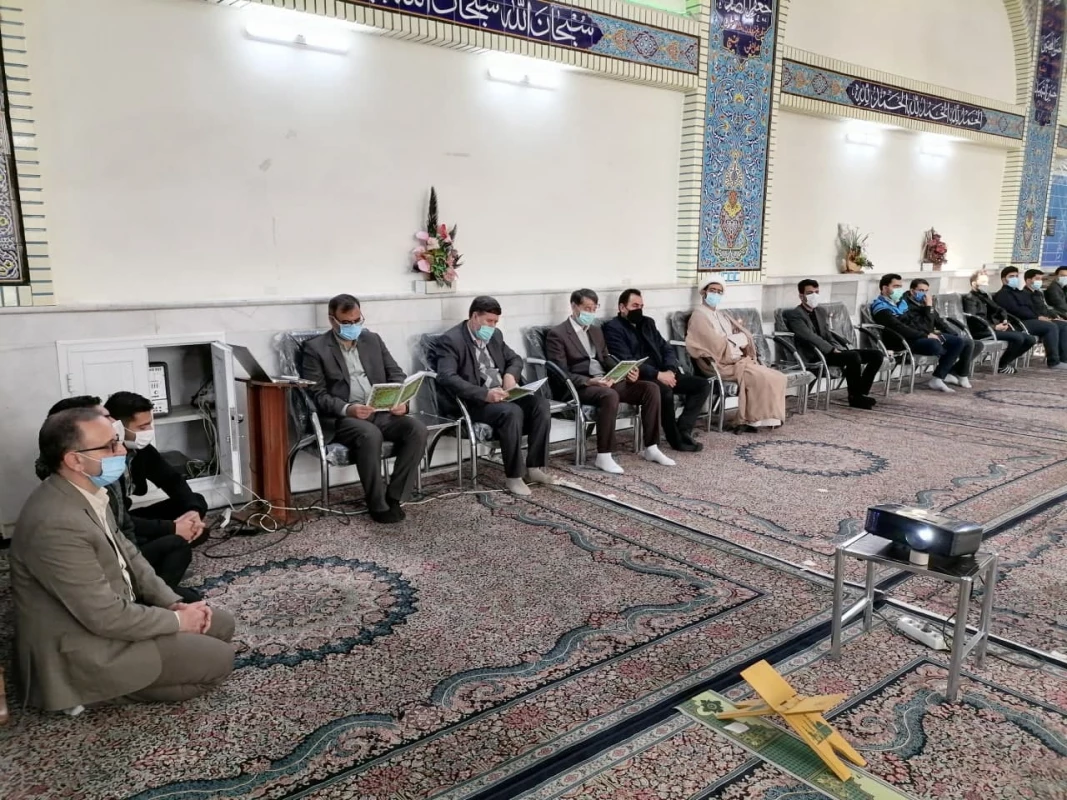 با حضور گرم دانشجویان انجام شد : 
مراسم ترحیم هفتمین روز دانشجوی عزیز زنده یاد محمد روانان  4