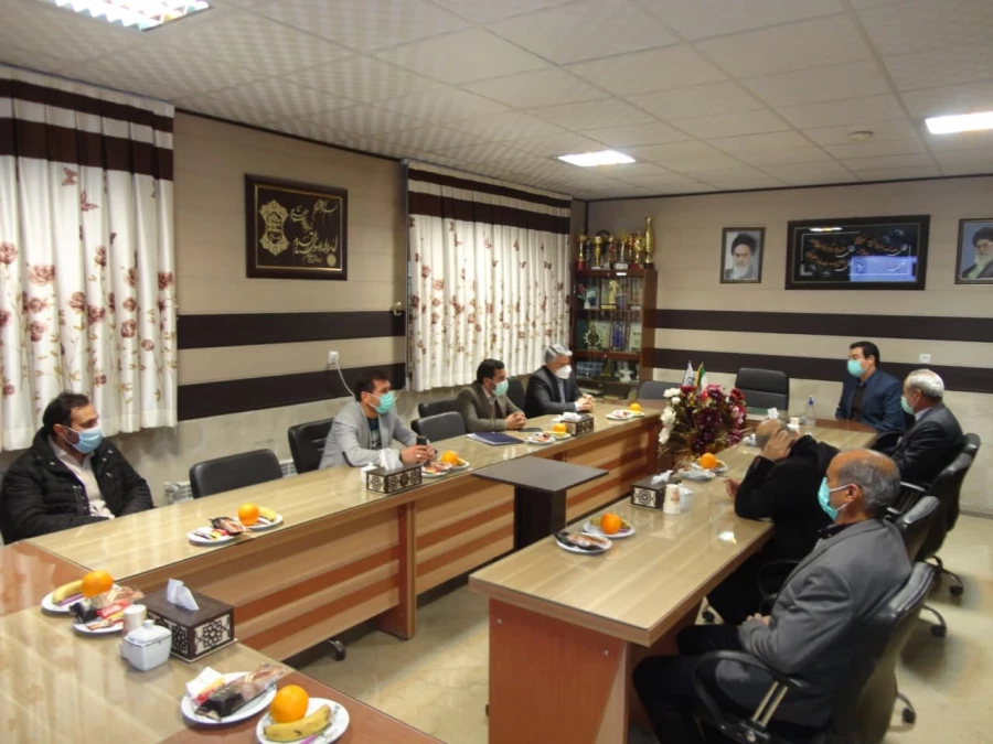 بازدید کارگروه ارزیابی  و نظارت سازمان مرکزی دانشگاه از واحد دانشور  3