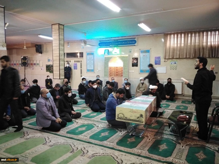 همزمان با سالروز شهادت حضرت صدیقه کبری و دومین سالگرد شهادت سردار شهید حاج قاسم سلیمانی برگزار شد : 
میزبانی از شهید گمنام و برگزاری مراسم عزاداری و سخنرانی  2