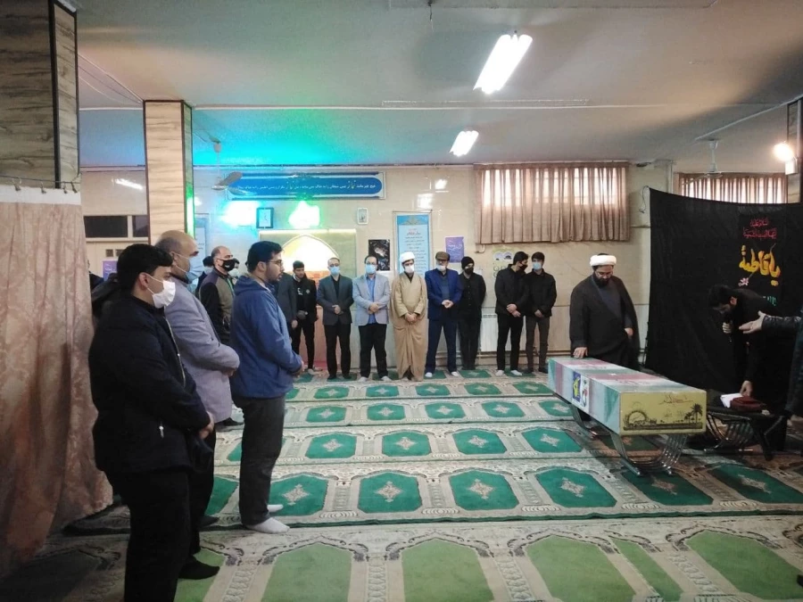 همزمان با سالروز شهادت حضرت صدیقه کبری و دومین سالگرد شهادت سردار شهید حاج قاسم سلیمانی برگزار شد : 
میزبانی از شهید گمنام و برگزاری مراسم عزاداری و سخنرانی  5