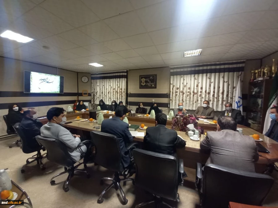 با حضور مدرسین کارورزی واحد دانشور برگزار شد : 
اولین جلسه کارگاهی کارورزی 2 و 4  2