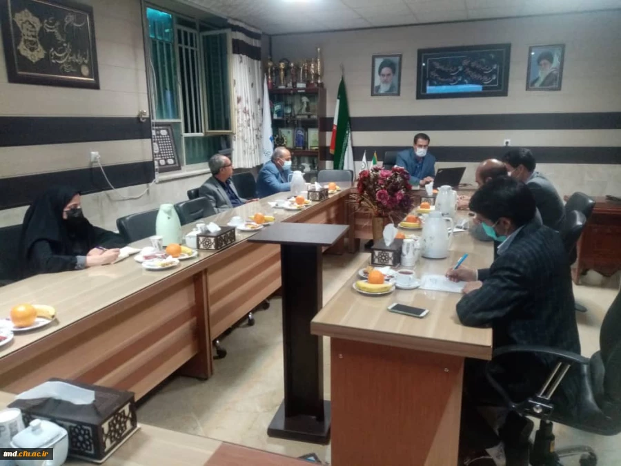 با حضور مدرسین درس کارورزی 4 برگزار شد : 
چهارمین جلسه کارگروه کارورزی 4 با حضور آقای دکتر رئوفیان 2