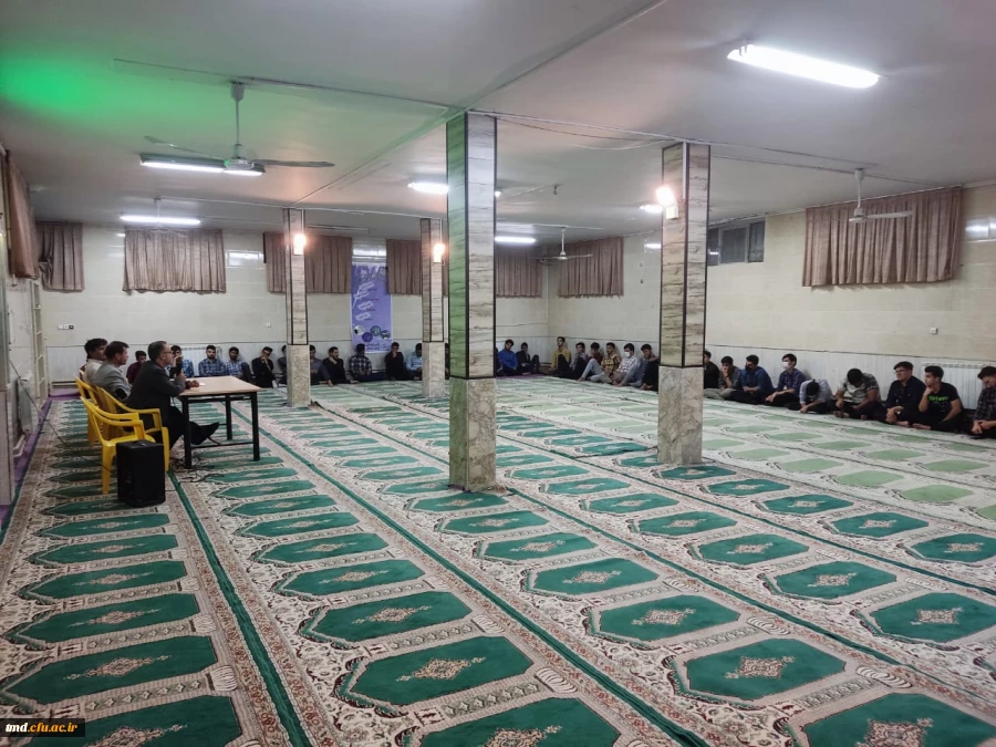 با حضور دانشجویان ورودی 1400 ساکن در سراهای دانشجویی برگزار شد : 
جلسه توجیهی شیوه سکونت در سراهای دانشجویی و بیان قوانین و مقررات  2