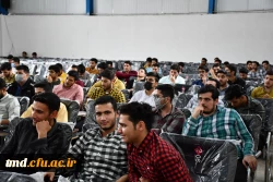 همزمان با هفته سرآمدی آموزش و بزرگداشت هفته معلم انجام شد : 
مراسم جشن و تجلیل از برگزیدگان علمی ، فرهنگی ، ورزشی واحد دانشور 4