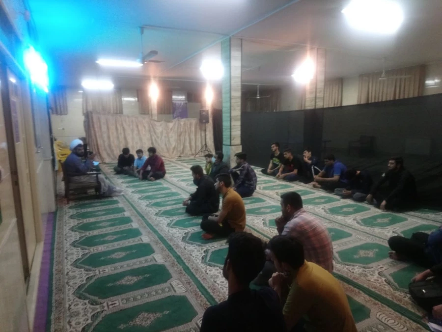 همزمان با سالروز شهادت امام جعفر صادق (ع) و با حضور دانشجویان ساکن در سراهای دانشجویی انجام شد : 
مراسم سخنرانی حجت الاسلام سماواتی ریاست محترم سازمان تبلیغات اسلامی شهرستان نیشابور و مداحی ذاکرین اهل بیت  2