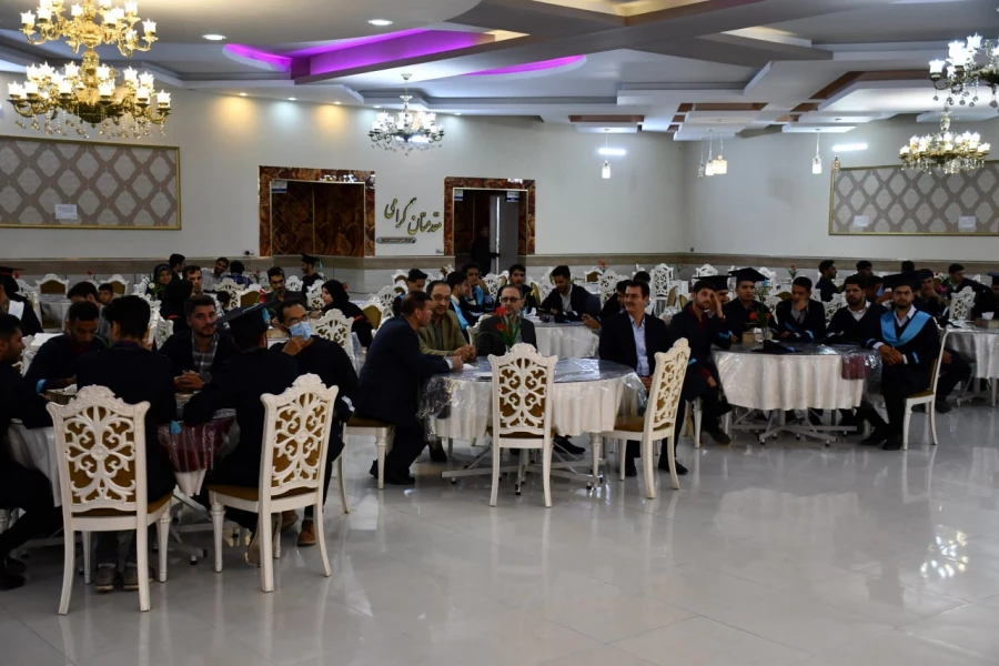 با حضور پرشور دانشجویان و خانواده های آنان ،برگزار شد : 
برگزاری آئین دانش آموختگی دانشجومعلمان ورودی سال 1397
 3