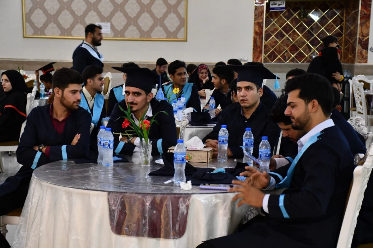 با حضور پرشور دانشجویان و خانواده های آنان ،برگزار شد : 
برگزاری آئین دانش آموختگی دانشجومعلمان ورودی سال 1397
 6