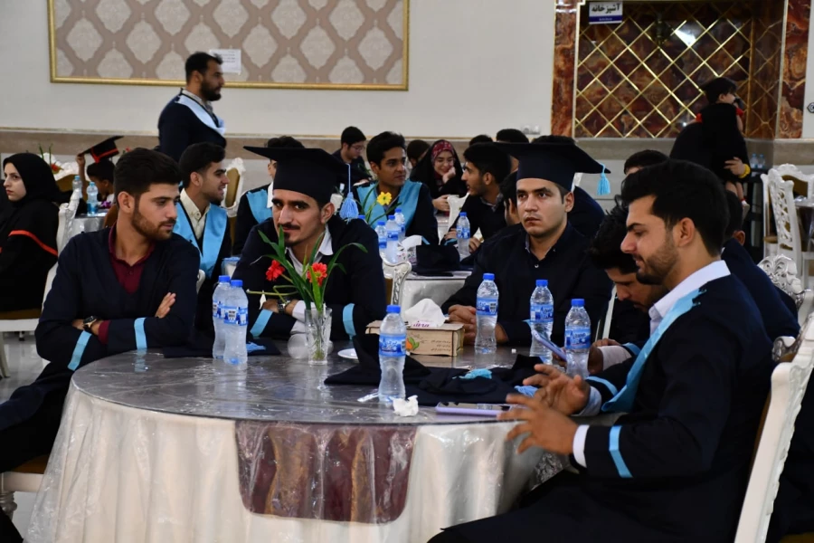 با حضور پرشور دانشجویان و خانواده های آنان ،برگزار شد : 
برگزاری آئین دانش آموختگی دانشجومعلمان ورودی سال 1397
 6