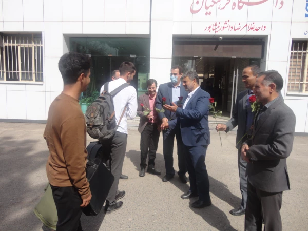 همزمان با آغاز سال تحصیلی جدید انجام شد : 
حضور معاونت محترم استاندار و فرماندار شهرستان نیشابور در دانشگاه فرهنگیان و تبریک سال تحصیلی جدید  6
