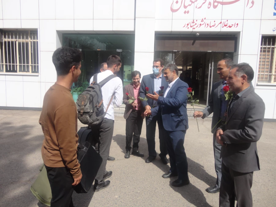همزمان با آغاز سال تحصیلی جدید انجام شد : 
حضور معاونت محترم استاندار و فرماندار شهرستان نیشابور در دانشگاه فرهنگیان و تبریک سال تحصیلی جدید  6