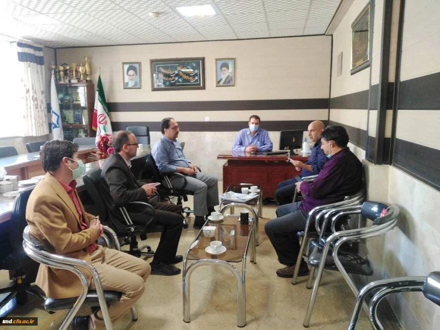 با حضور کارشناسان واحد دانشور انجام شد : 
جلسه هماهنگی برگزاری جلسه توجیهی و اردوی دانشجویان ورودی 1401 2