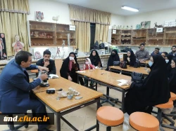 با همکاری دانشگاه فرهنگیان واحد دانشور برگزار شد : 
برگزاری دوره دانش افزایی معلمین منطقه میان جلگه  3