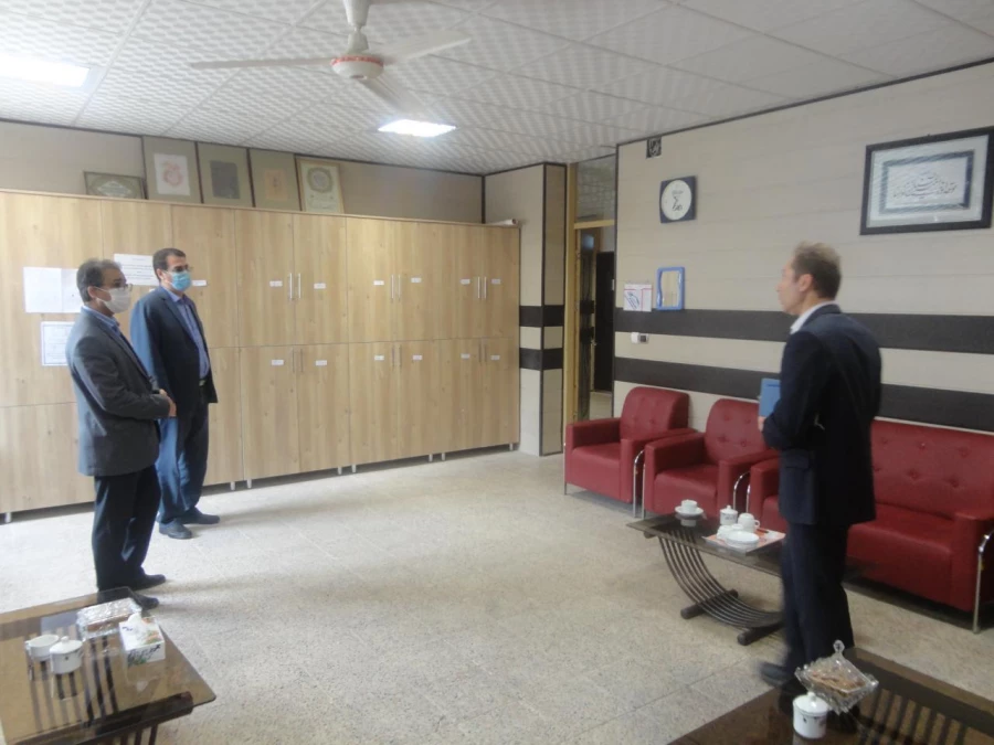 با حضور کارشناسان نظارت و ارزیابی دانشگاه فردوسی مشهد انجام شد : 
بازدید از بخشهای مختلف دانشگاه فرهنگیان واحد دانشور نیشابور  7