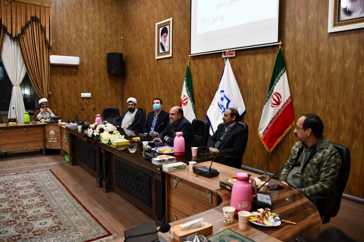 با حضور مدیر محترم دانشگاه فرهنگیان خراسان رضوی و مسئول محترم حراست استان انجام شد : 
جلسه هم اندیشی اساتید واحد دانشور نیشابور 8