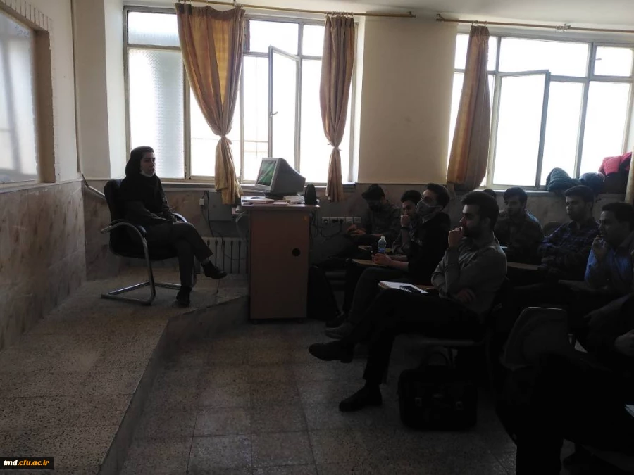 با حضور کارشناس تغذیه و بهداشت دانشگاه علوم پزشکی نیشابور برگزار شد : 
کارگاه اموزشی تغذیه سالم  3