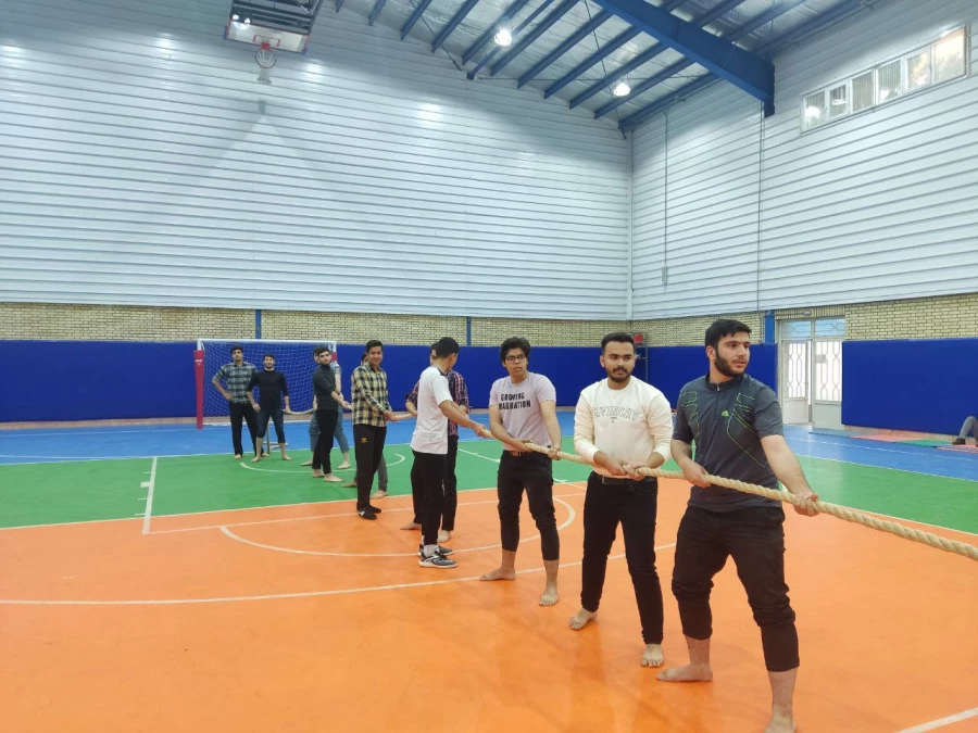 همزمان با فرارسیدن روز دانشجو برگزار شد : 
مسابقات طناب کشی و دارت ویژه دانشجویان واحد دانشور  7