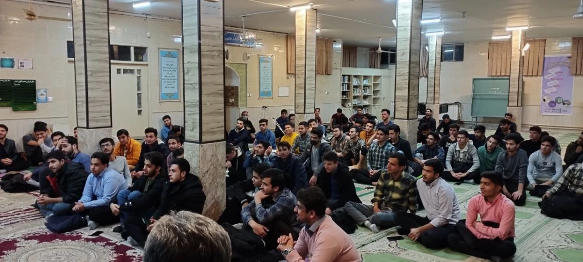 در راستای دانش افزایی و بالندگی حرفه ای دانشجویان برگزار شد : 
کارگاه سنجش و ارزشیابی توصیفی ویژه د انشجویان ورودی 1399 3