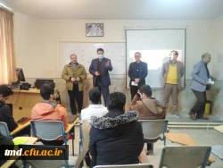 همزمان با فرارسیدن روز دانشجو انجام شد : 
تبریک به دانشجویان و توزیع شیرینی در کلاسهای درس 5