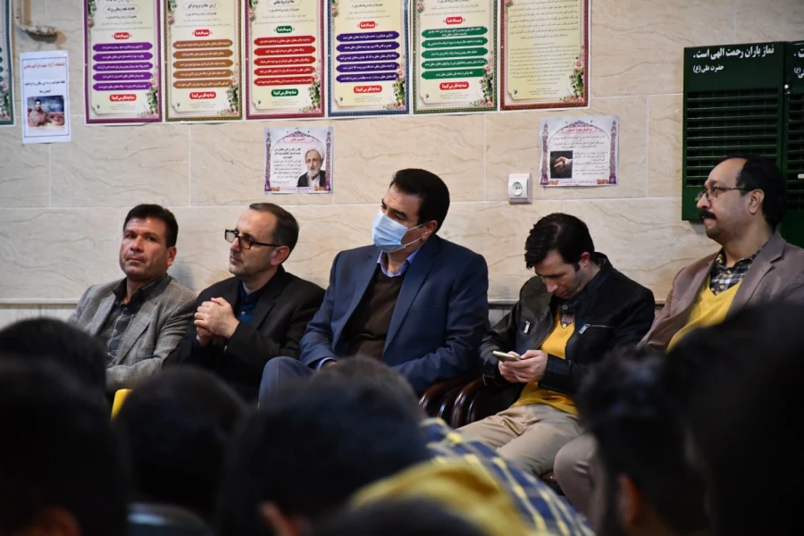 به مناسبت فرارسیدن 16 آذر  برگزار شد : 
مراسم جشن روز دانشجو  6