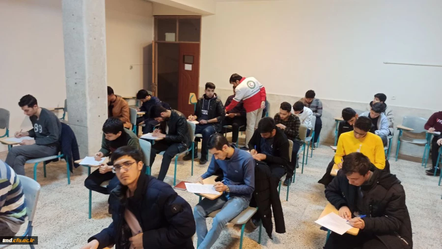 پس از پایان دوره آموزشی هلال احمر انجام شد : 
برگزاری آزمون پایان دوره هلال احمر ویژه دانشجویان واحد دانشور  2