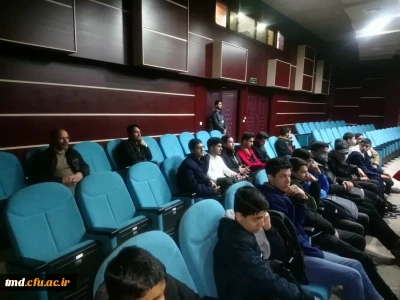 همزمان با هفته پژوهش برگزار شد : 
شرکت دانشجویان واحد دانشور در همایش فیزیک و کاربرد آن در زندگی در دانشگاه نیشابور 