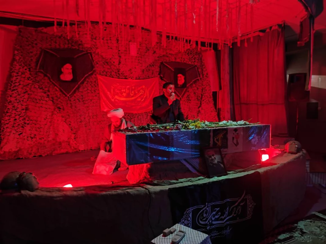 همزمان با ایام غمبار شهادت حضرت صدیقه کبری (س) انجام شد : 
آئین میزبانی از شهید گمنام در دانشگاه فرهنگیان واحد دانشور نیشابور  2