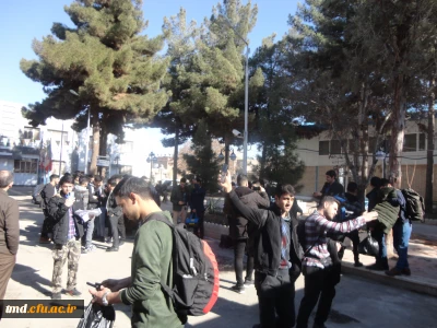 همزمان با اعزام کاروان نور دانشگاه فرهنگیان واحد دانشور به سرزمین های راهیان نور انجام شد : 
آئین بدرقه دانشجو معلمان به سرزمین های عشق و ایثار 