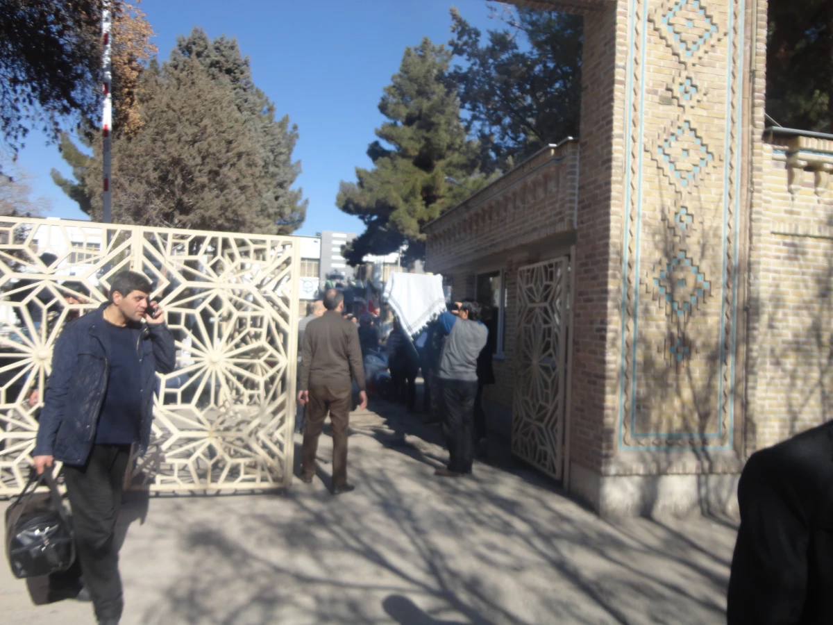 همزمان با اعزام کاروان نور دانشگاه فرهنگیان واحد دانشور به سرزمین های راهیان نور انجام شد : 
آئین بدرقه دانشجو معلمان به سرزمین های عشق و ایثار  3