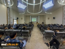 با حضور اساتید و دانشجویان برگزار شد : 
کارگاه آموزشی کارورزی 2  با سخنرانی دکتر رئوفیان  5