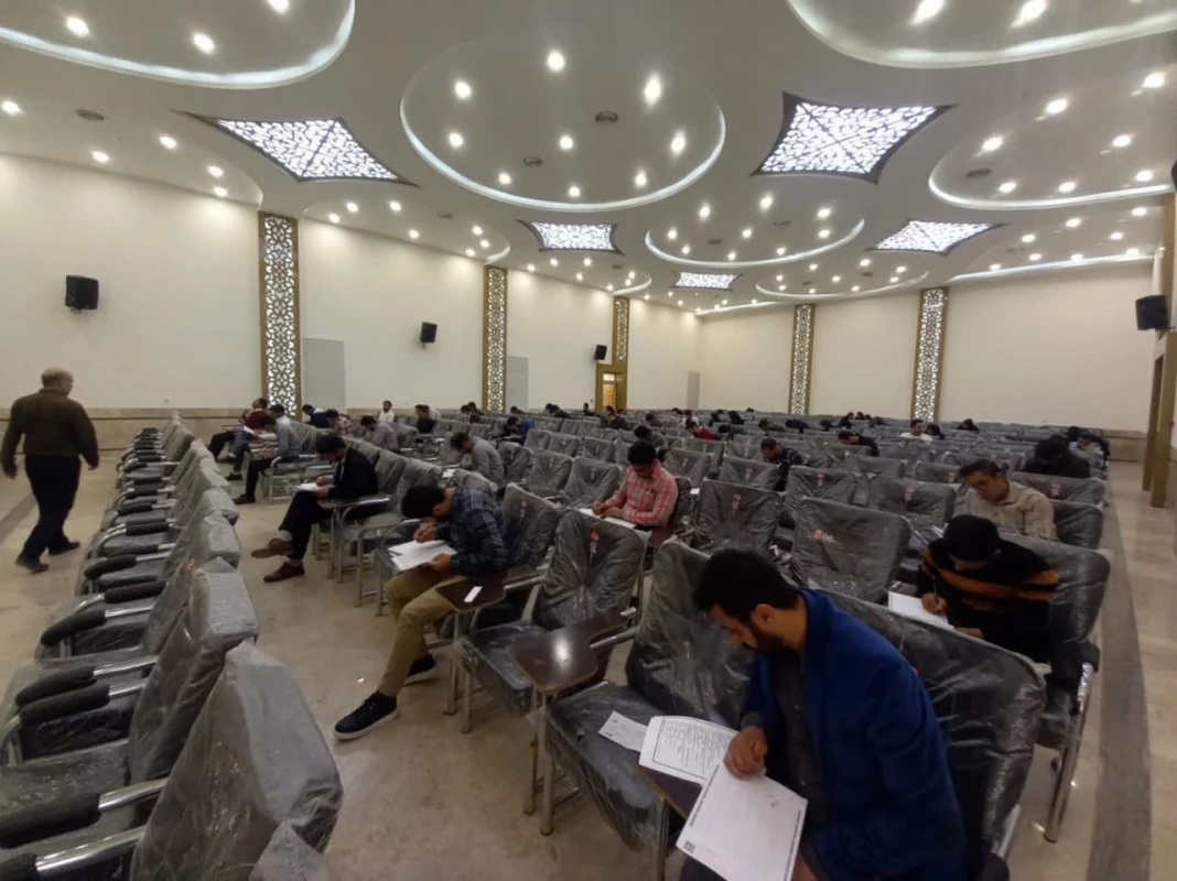 با حضور مهارت آموزان برگزار شد : 
برگزاری آزمون جبرانی فرهنگی مهارت آموزان  2