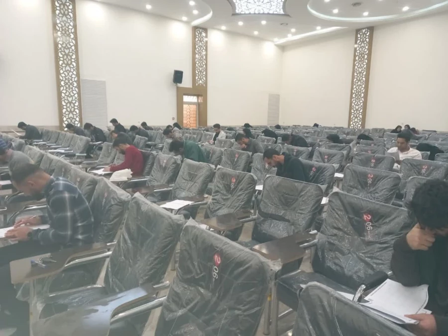 با حضور مهارت آموزان برگزار شد : 
برگزاری آزمون جبرانی فرهنگی مهارت آموزان  3