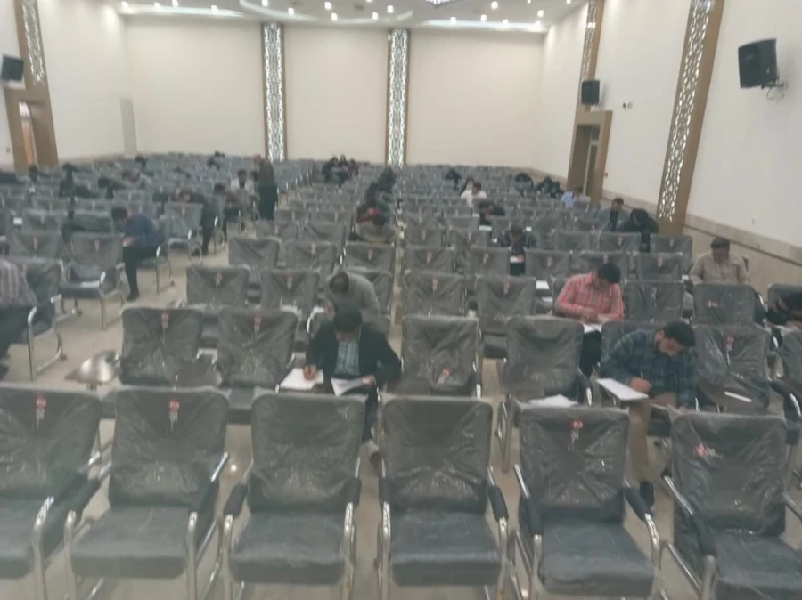 با حضور مهارت آموزان برگزار شد : 
برگزاری آزمون جبرانی فرهنگی مهارت آموزان  4