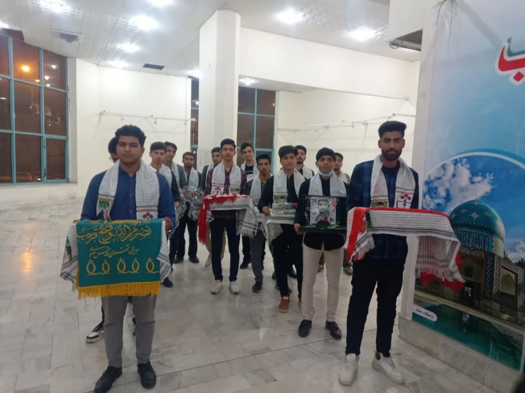 در آستانه هفته بزرگداشت مقام معلم و با حضور پرشور و بی سابقه دانشجویان واحد دانشور برگزار شد : 
برگزاری یادواره شهدای فرهنگی شهرستان نیشابور  2