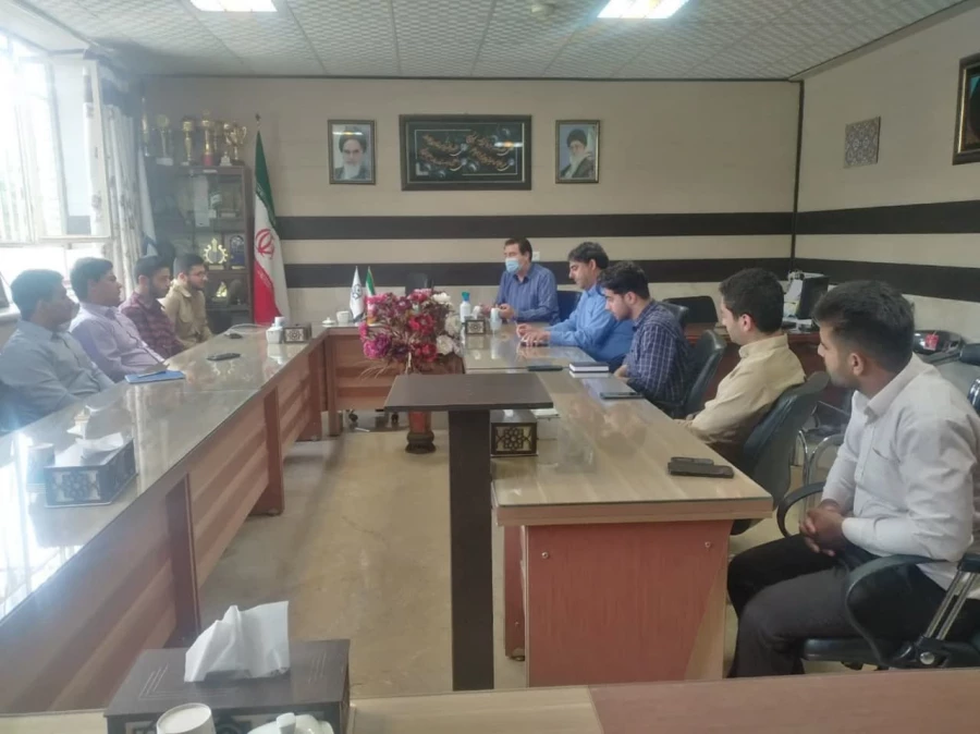 با حضور نمایندگان تشکل ها ، کانون ها و انجمن های دانشجویی واحد دانشور برگزار شد : 
جلسه هماهنگی و هم اندیشی در خصوص اجرای برنامه های هماهنگ  4