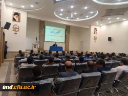 با حضور اساتید و مدیران مجری طرح کارورزی انجام شد : 
کارگاه آموزشی کارورزی و تقدیر از مدیران و معاونین مدارس مجری طرح  6