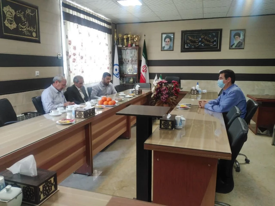 با حضور کارشناسان هسته گزینش آموزش و پرورش نیشابور انجام شد : 
برگزاری جلسات توجیهی و پرسش و پاسخ ویژه دانشجویان  7