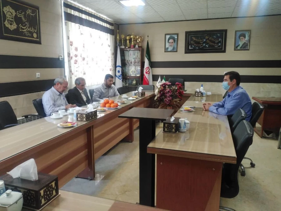 با حضور کارشناسان هسته گزینش آموزش و پرورش نیشابور انجام شد : 
برگزاری جلسات توجیهی و پرسش و پاسخ ویژه دانشجویان  7