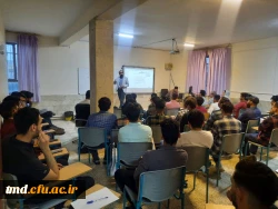 به همت انجمن علمی دانشجویان واحد دانشور برگزار شد : 
کارگاه آموزشی هوش مصنوعی با ارائه دکتر نوری زاده  4
