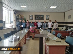 با حضور اعضای جدید و قدیم شورای صنفی برگزار شد : 
جلسه تودیع و معرفی اعضای شورای صنفی واحد دانشور  2