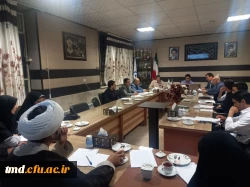 با حضور مسئول بنیاد حفظ و آثار ارزشهای دفاع مقدس نیشابور برگزار شد : 
جلسه هماهنگی و کارگاه آموزشی تهیه دانشنامه شهدای نیشابور 3