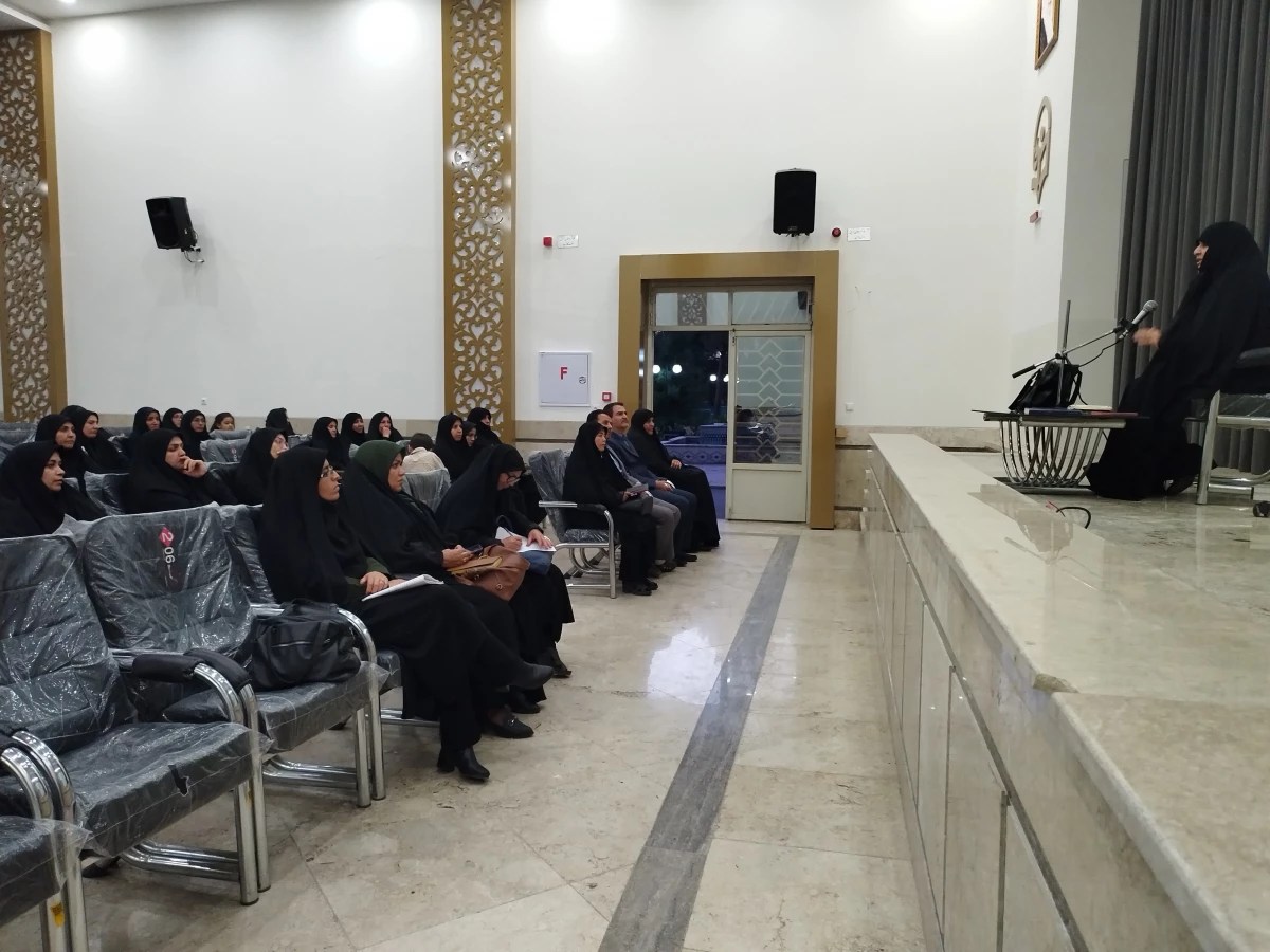 به میزبانی واحد دانشور نیشابور برگزار شد : 
دوره بالندگی آشنایی با مفاهیم نهج البلاغه ویژه معلمان شهرستان میان جلگه نیشابور 3