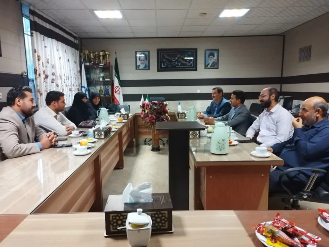 در دیدار سرکار خانم اسدی ، رئیس آموزش و پرورش شهرستان میان جلگه و آقای دکتر رئوفیان برگزار شد : 
جلسه هماهنگی در خصوص تعامل پیوسته دانشگاه فرهنگیان و آموزش و پرورش  3