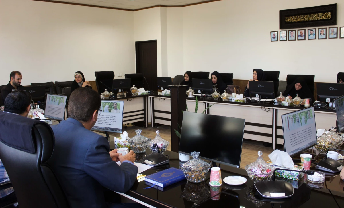 با حضور رئیس  و کارشناس مسئول امور فرهنگی واحد دانشور برگزار شد : 
اولین جلسه آموزش و پژوهش صیانت از جوانی جمعیت شهرستان نیشابور  2